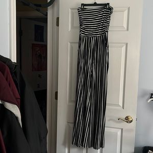 Black n white strapless jumper